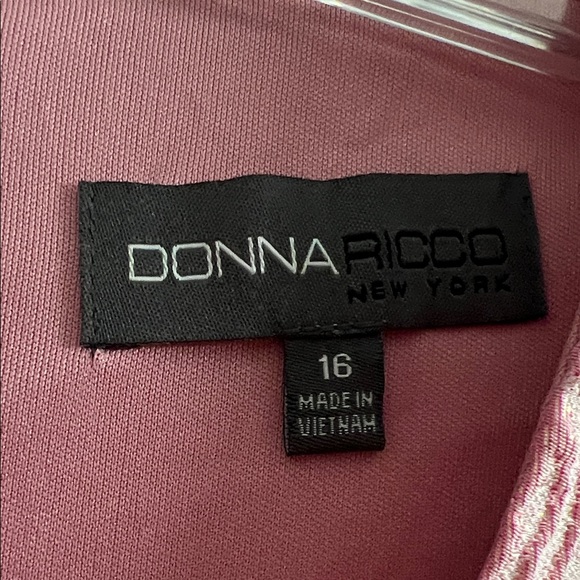 Donna Ricco Pink Floral Textured Mini Dress - Picture 2 of 3